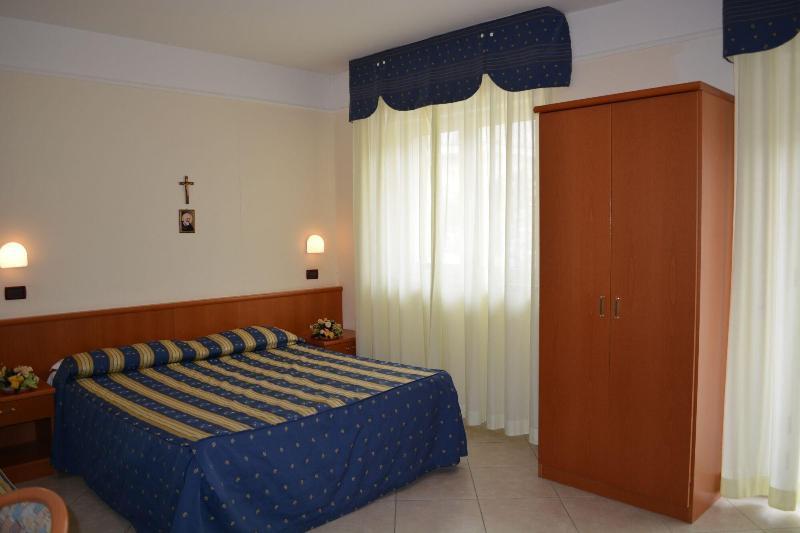 Hotel La Buona Forchetta - S. Anna San Giovanni Rotondo Exterior foto